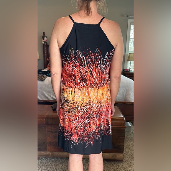 Dress size large - Picture 8 of 8